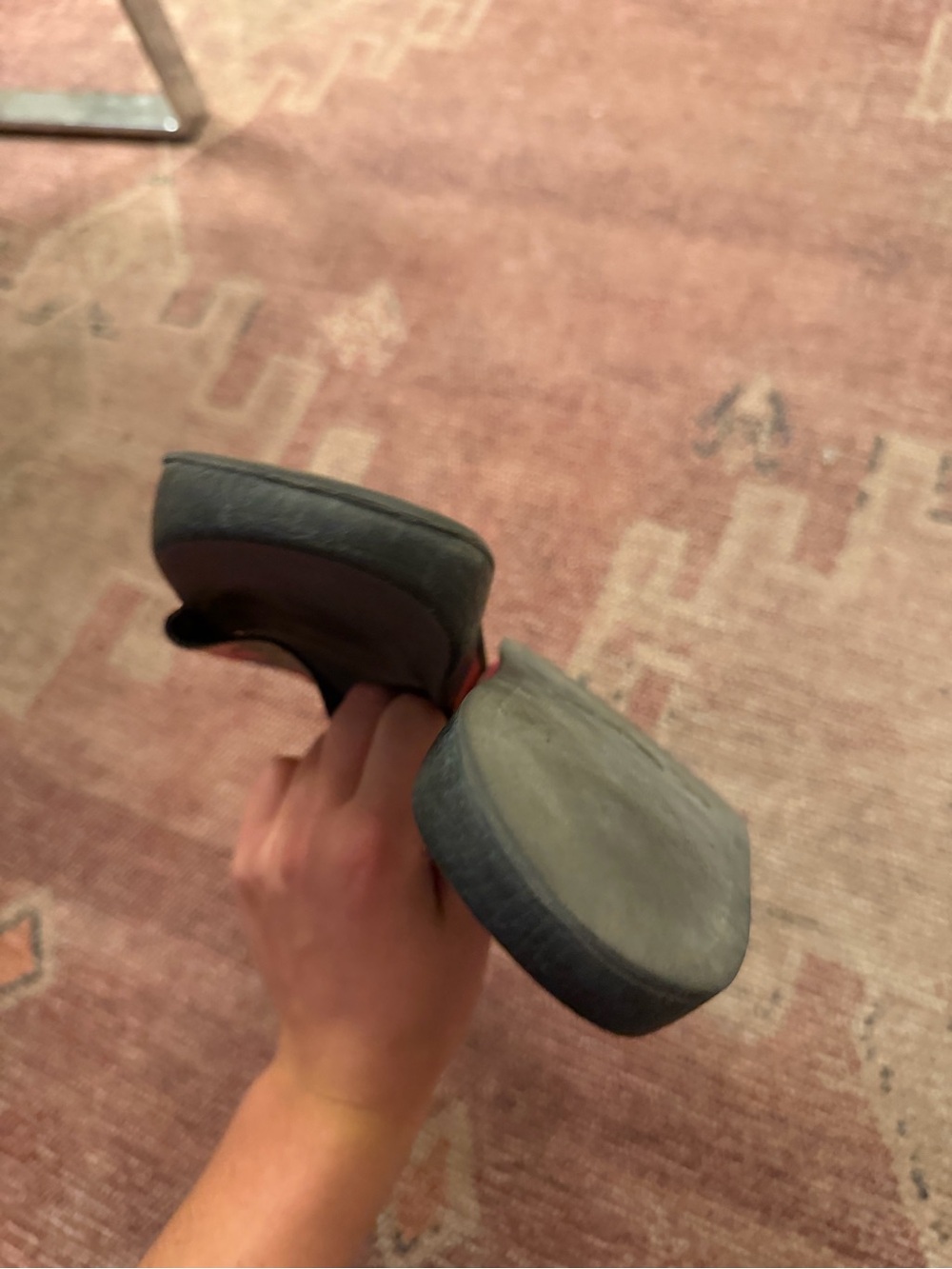 Gucci slides - Picture 3 of 4
